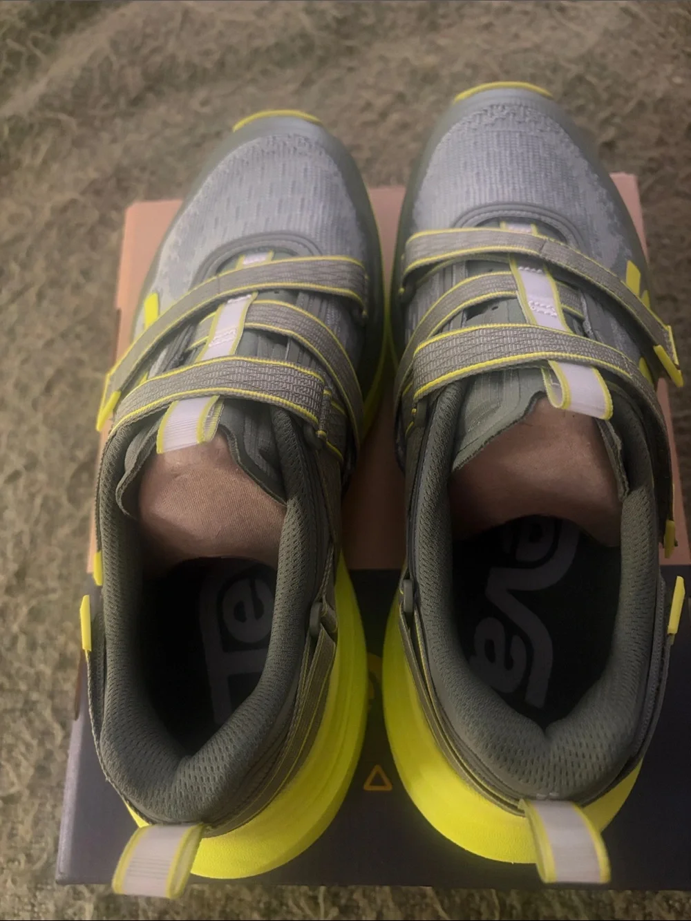 Gray & Yellow Men's Athletic Sneakers